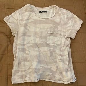Abercrombie T small